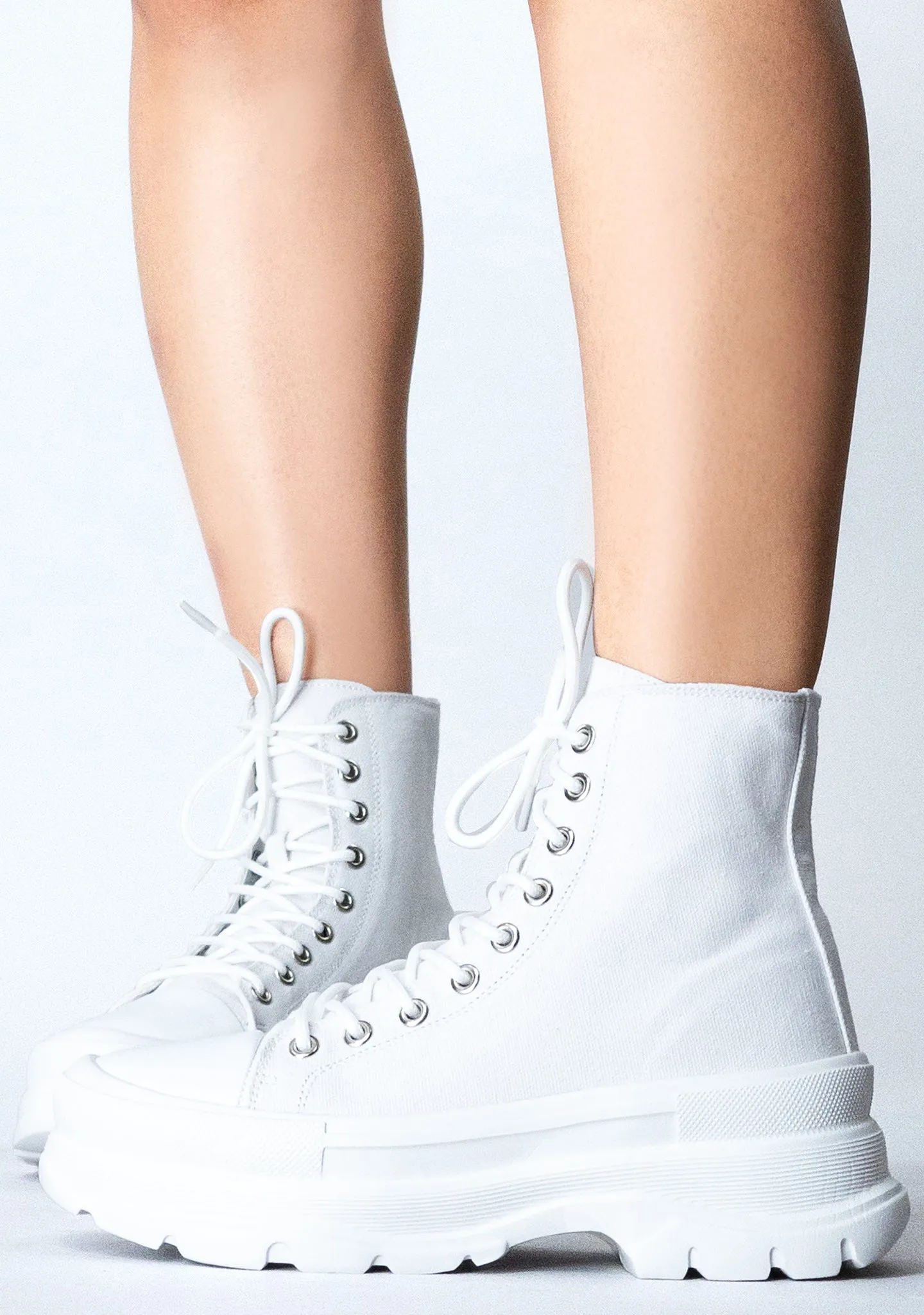 BELLE The White Room White Platform Sneakers