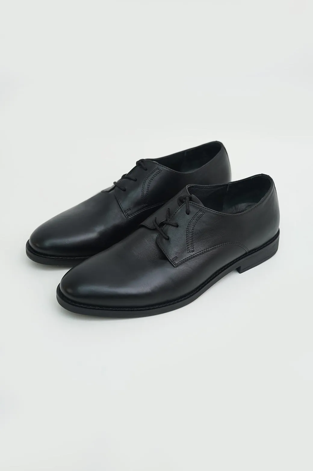 LACE-UP DERBY SHOES