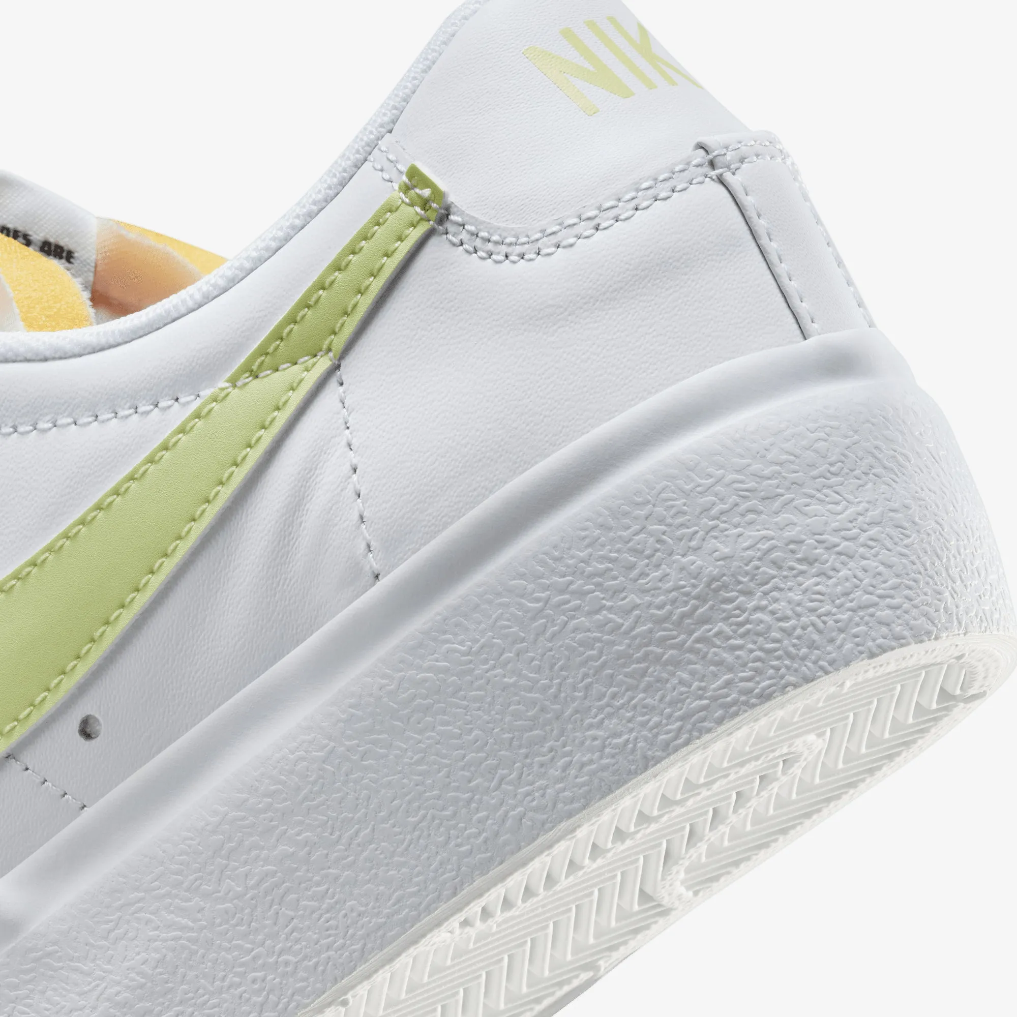 NIKE | WMN'S BLAZER LOW PLATFORM { WHITE/LIFE LIME-TM ORANGE-BLACK