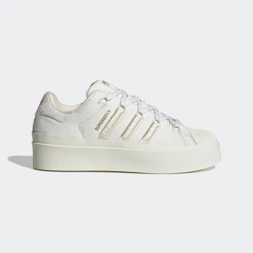 Scarpe Donna ADIDAS Sneakers linea Superstar Bonega W in Tessuto colore White