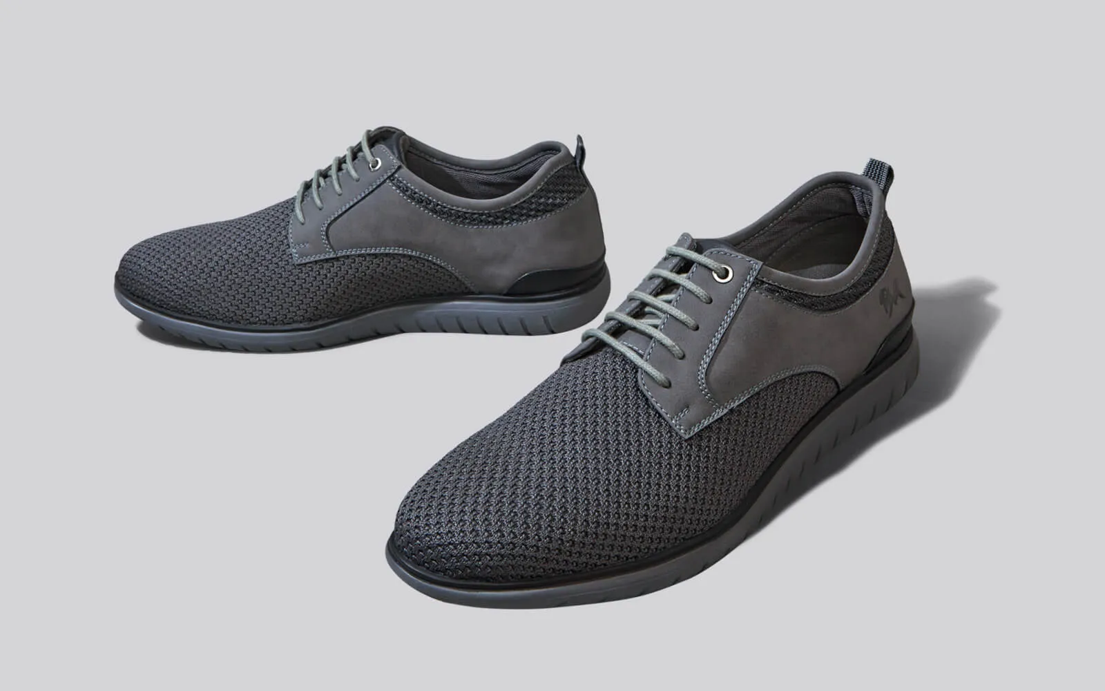 The Derbies : Grey