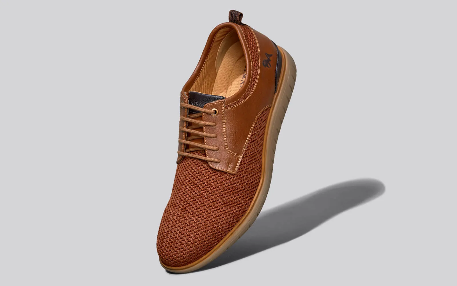 The Derbies : Tan