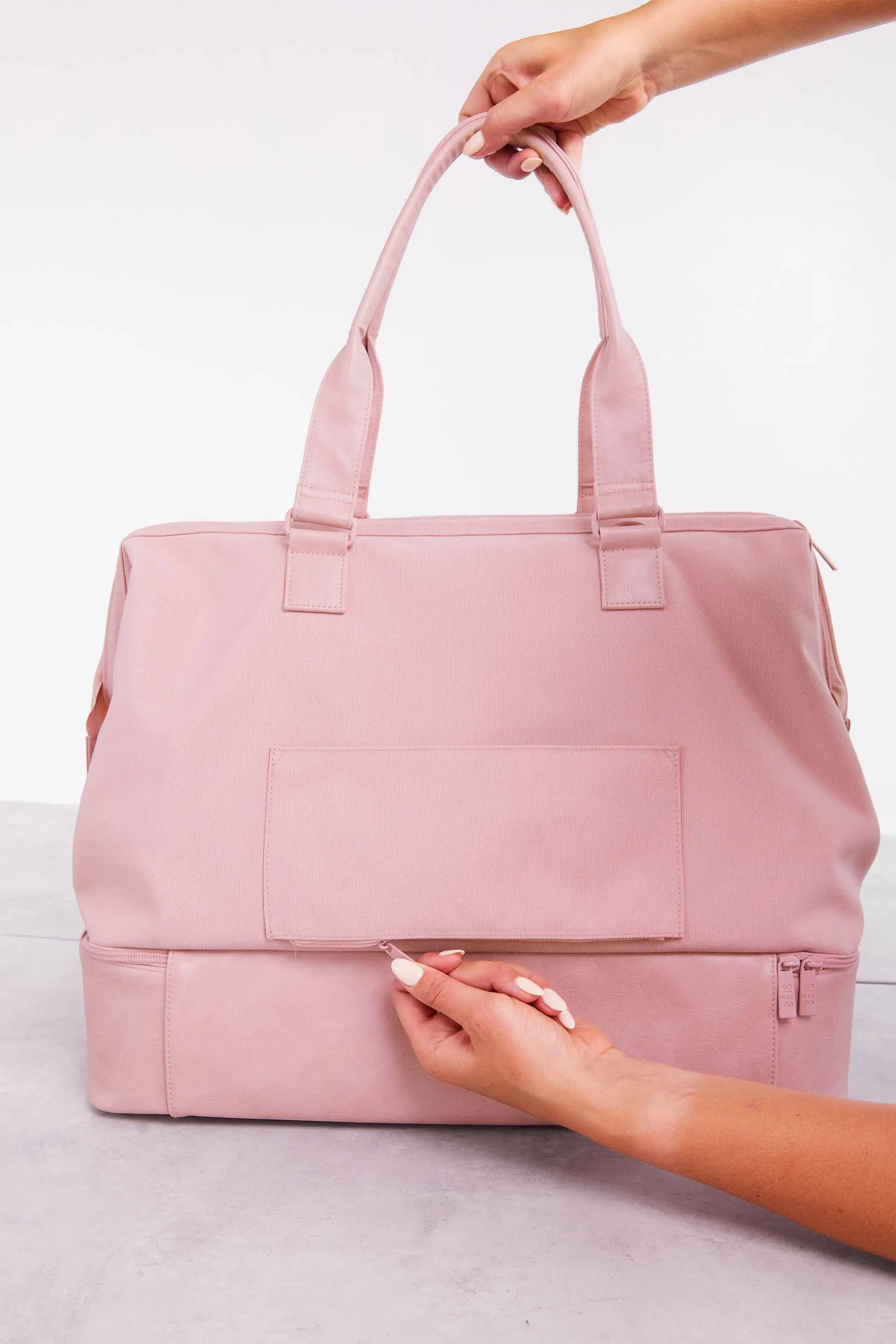 The Weekender in Atlas Pink