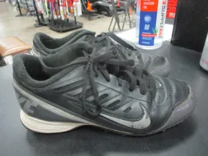 Used Nike Cleats Size 2.5