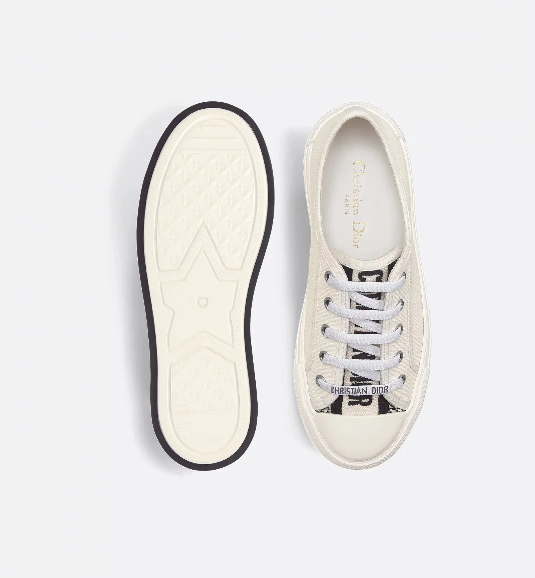 Walk'n' Platform embroidered Canvas Sneaker