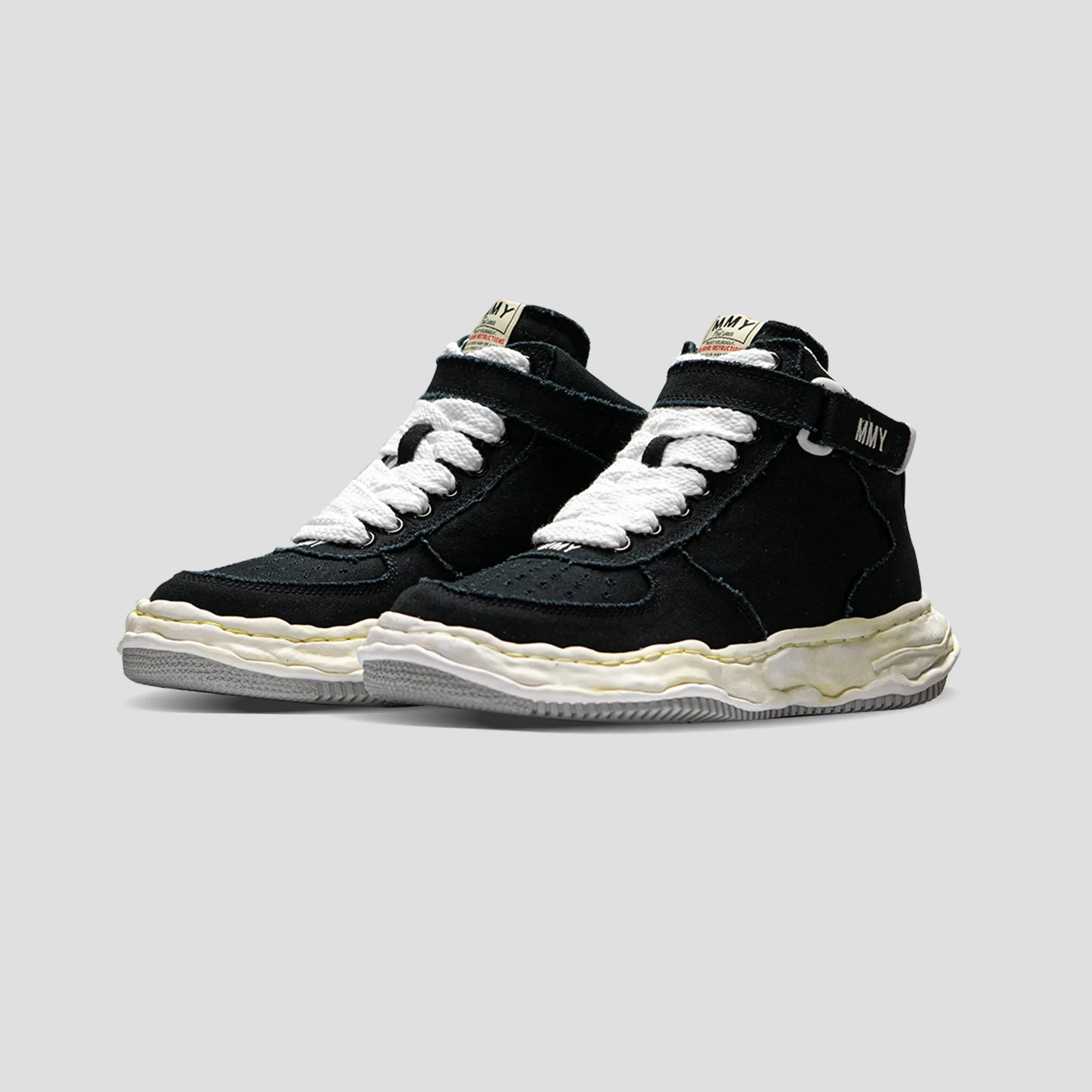 WAYNE MID TOP CANVAS SNEAKER - BLACK